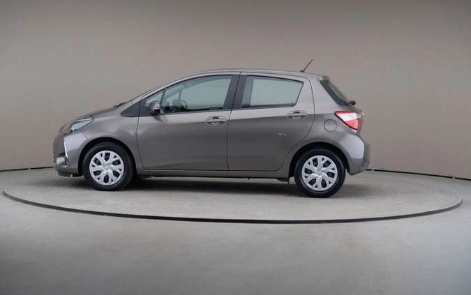 Toyota Yaris cena 58899 przebieg: 61325, rok produkcji 2020 z Luboń małe 154